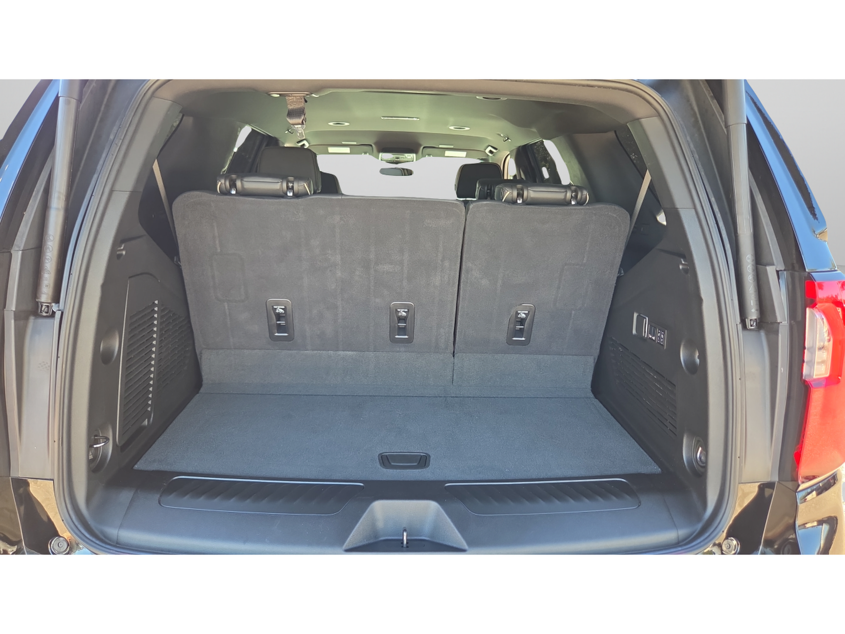 Certified 2025 GMC Yukon Elevation AWD/4WD image 13