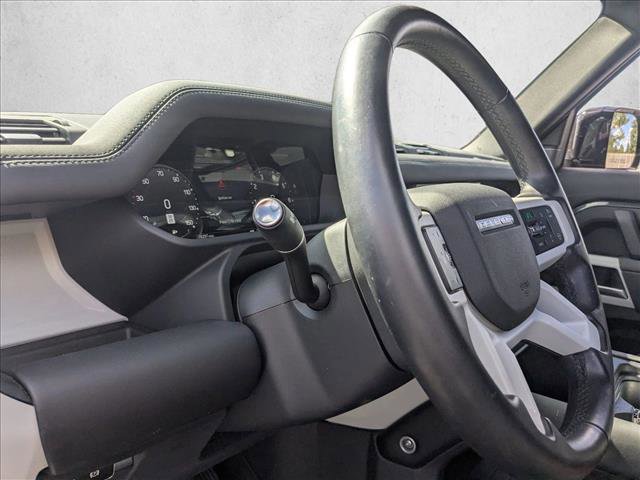 Used 2024 Land Rover Defender 110 S image 9