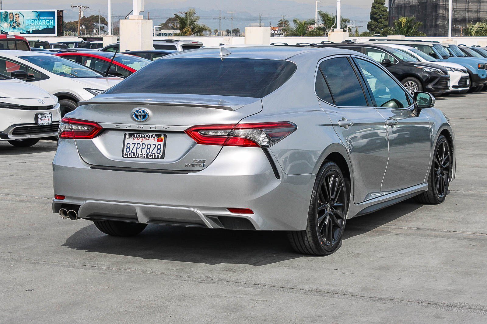 Used 2022 Toyota Camry XSE image 9
