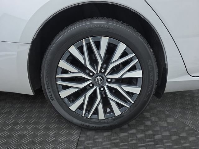 Used 2024 Nissan Altima 2.5 SV image 33