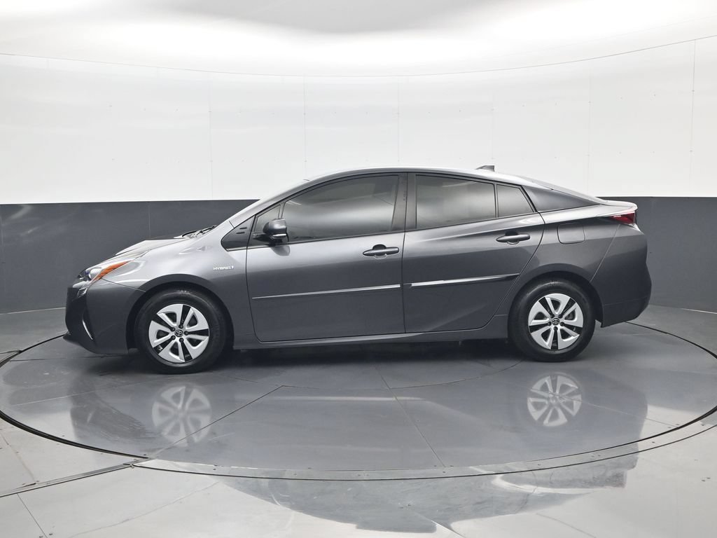 Used 2017 Toyota Prius Two FWD image 9