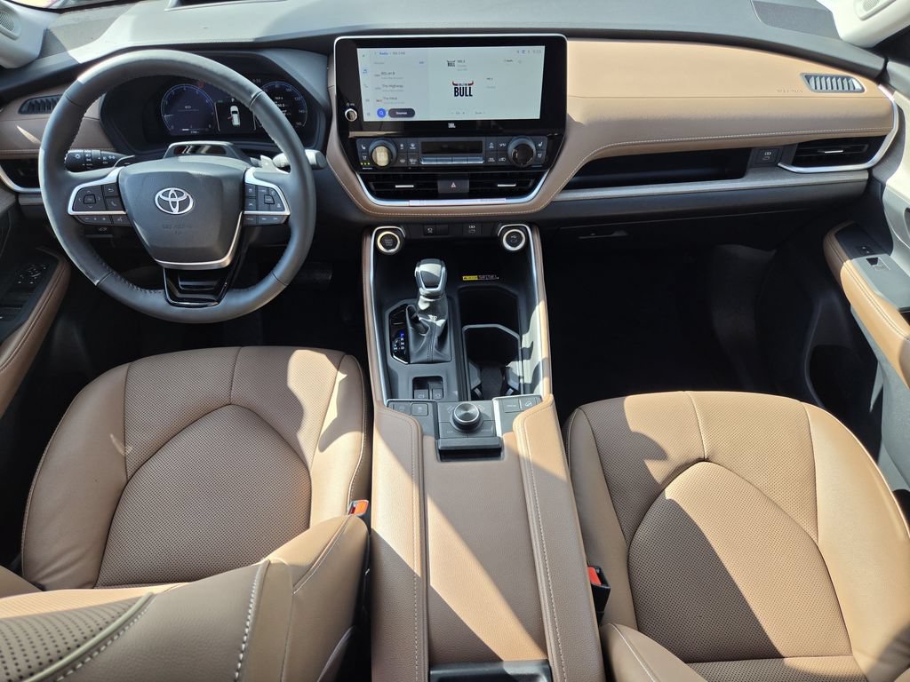 Used 2026 Toyota Grand Highlander AWD image 13