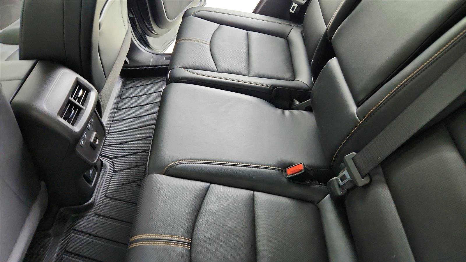 Used 2022 Chevrolet Equinox Premier image 22