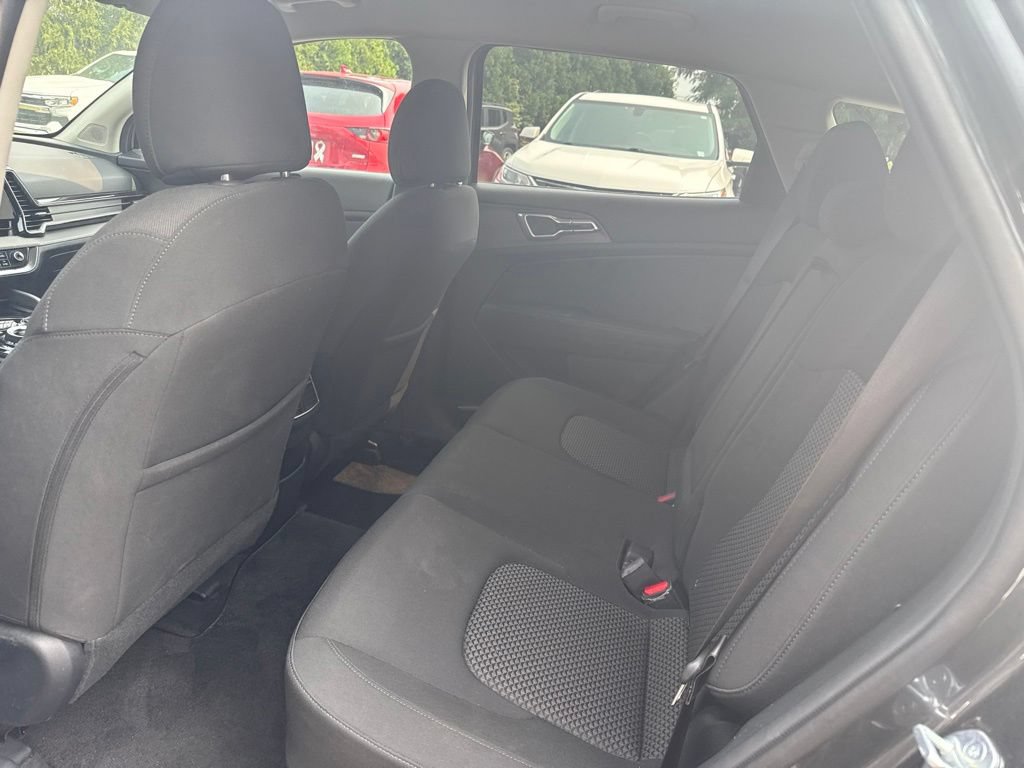 Certified 2023 Kia Sportage LX AWD/4WD image 9