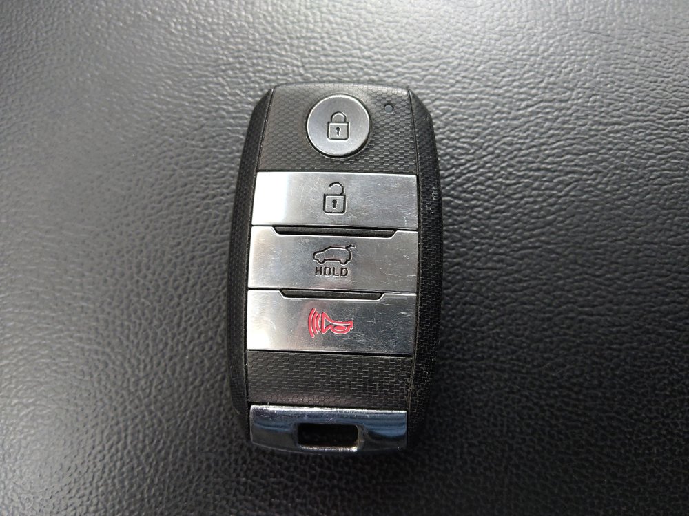 Used 2018 Kia Sorento EX FWD image 32
