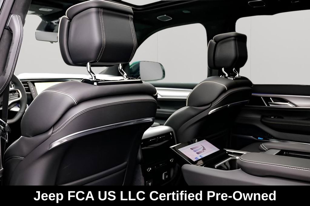 Used 2023 Jeep Grand Wagoneer L Series II w/ Premium Group II AWD/4WD image 22
