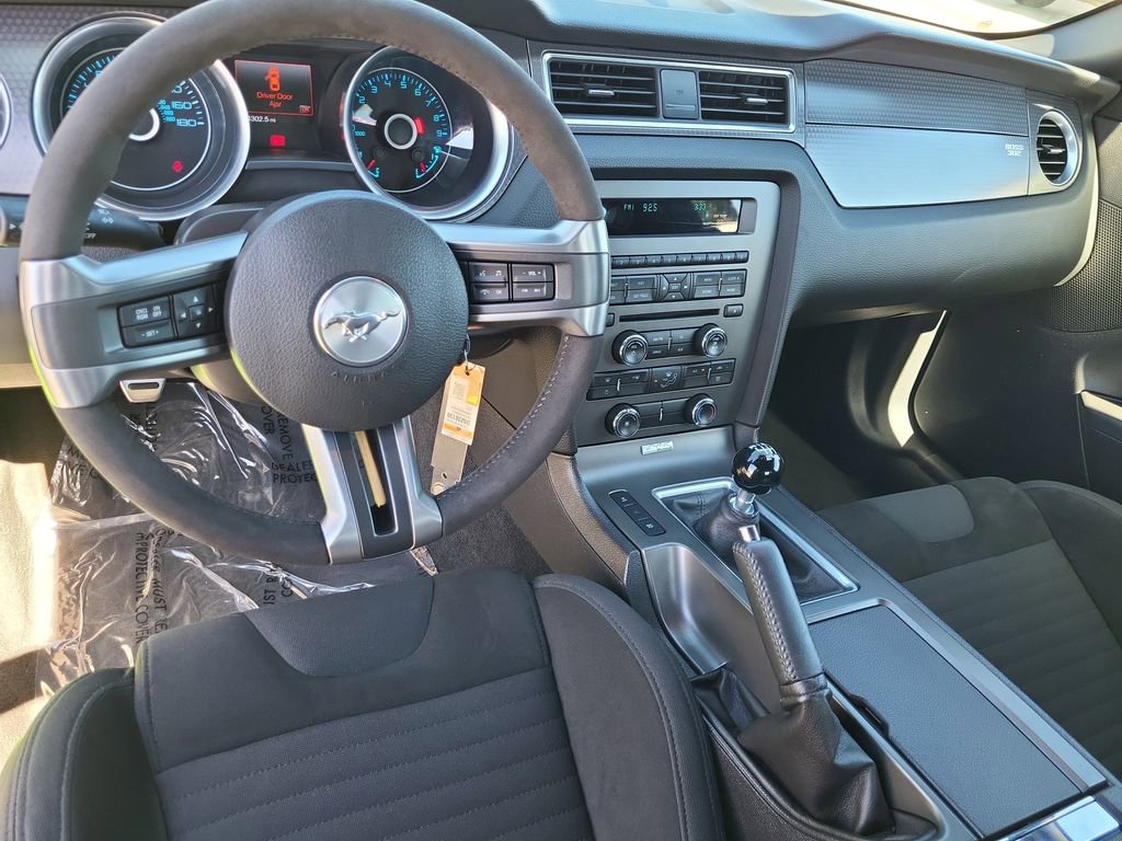 Used 2013 Ford Mustang Boss 302 w/ Boss 302 Accessory Pkg image 13