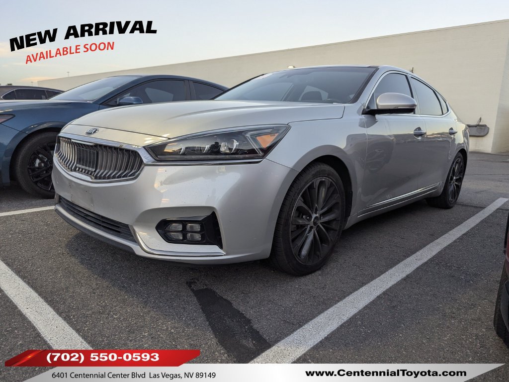 Used 2017 Kia Cadenza Technology FWD image 1