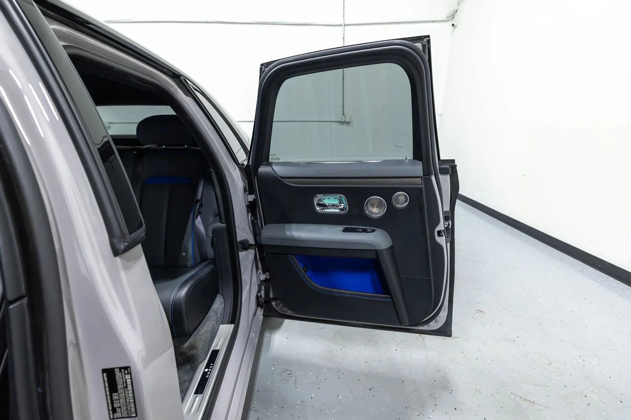 Used 2021 Rolls-Royce Ghost AWD/4WD image 40
