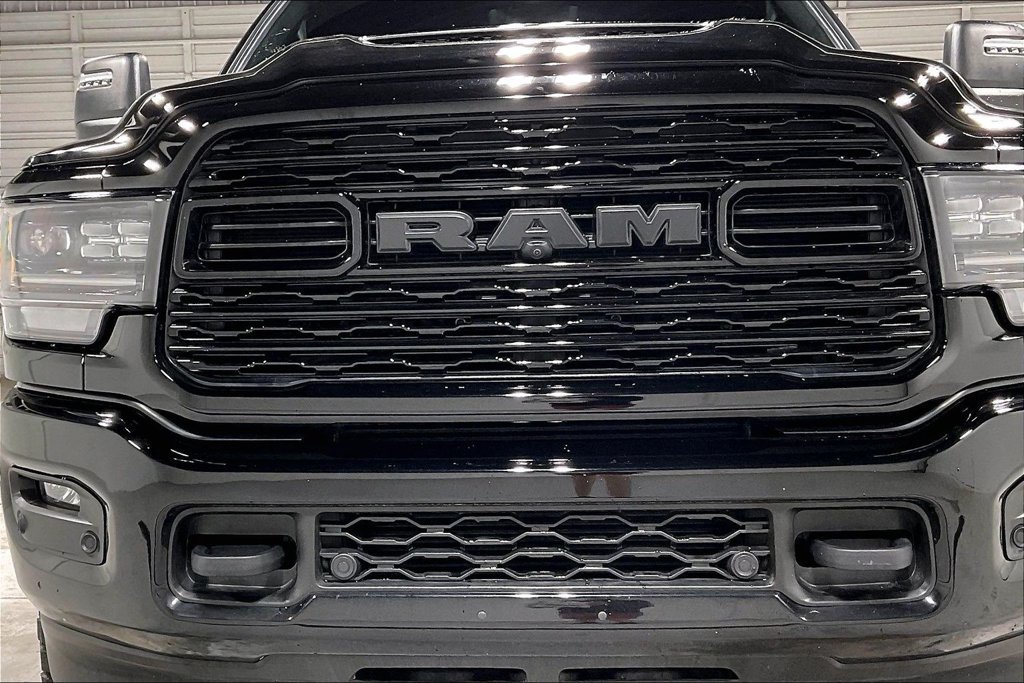 Used 2024 RAM 2500 Limited AWD/4WD image 35