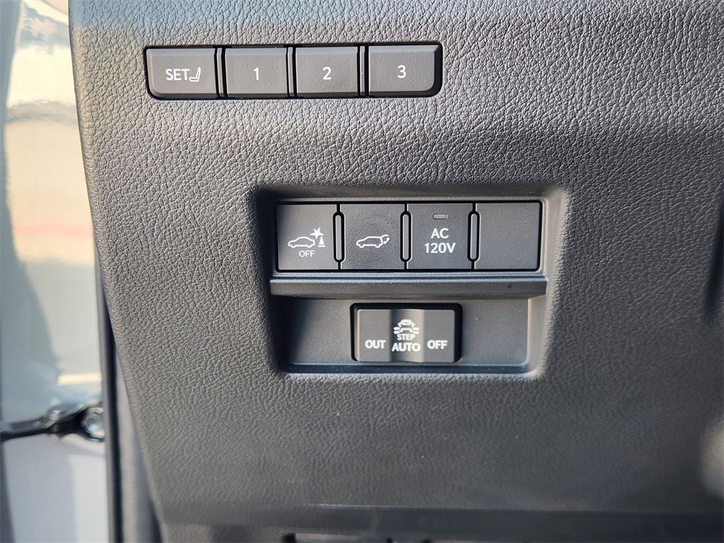 Used 2025 Lexus GX 550 550 Luxury+ image 21