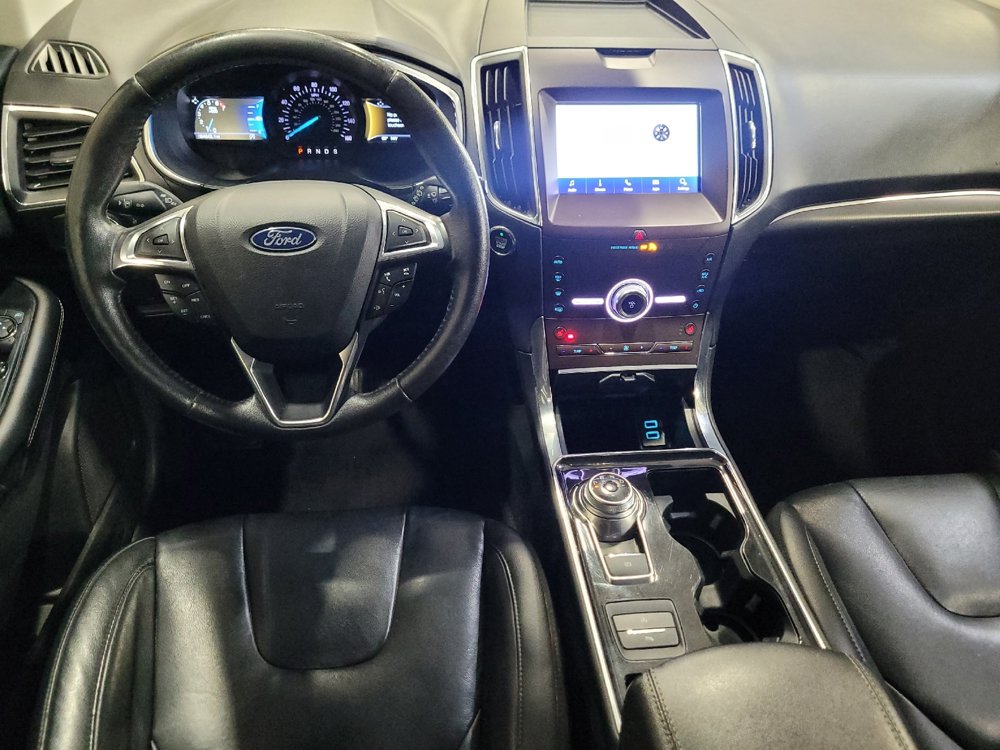 Used 2020 Ford Edge Titanium AWD/4WD image 22