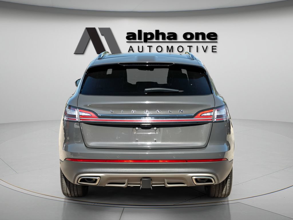 Used 2022 Lincoln Nautilus Black Label w/ Class II Trailer Tow Package AWD/4WD image 8