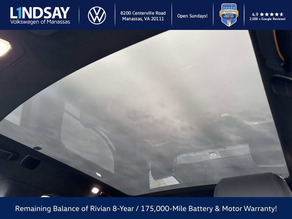 Used 2022 Rivian R1T Adventure image 17