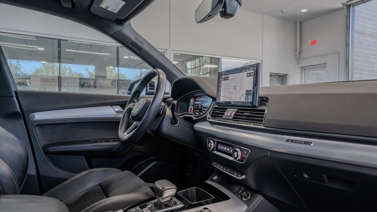 Used 2021 Audi SQ5 Prestige w/ Prestige Package AWD/4WD image 18