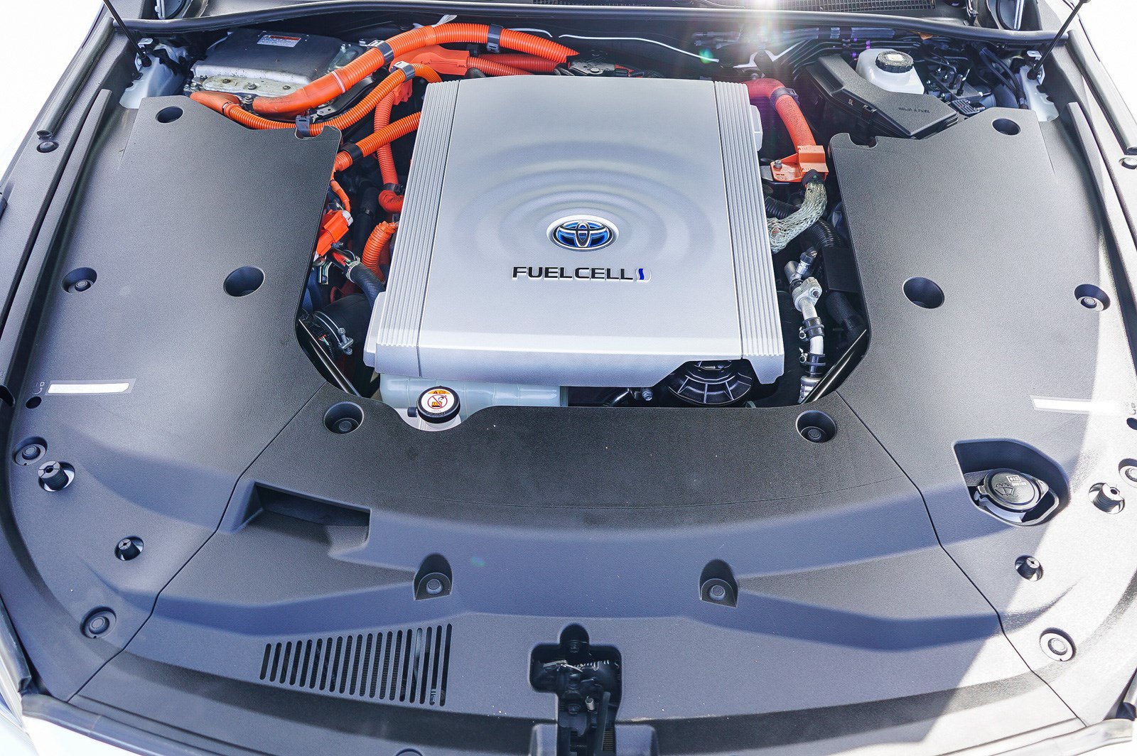 Certified 2022 Toyota Mirai w/ Advanced Technology Package RWD image 26