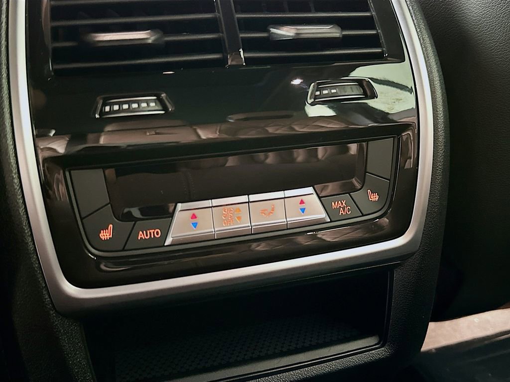 New 2026 BMW X5 xDrive40i w/ M Sport Package image 33