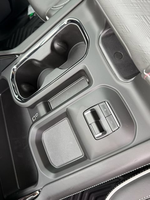 New 2026 GMC Sierra 2500 AT4X w/ AT4X AEV Edition AWD/4WD image 20