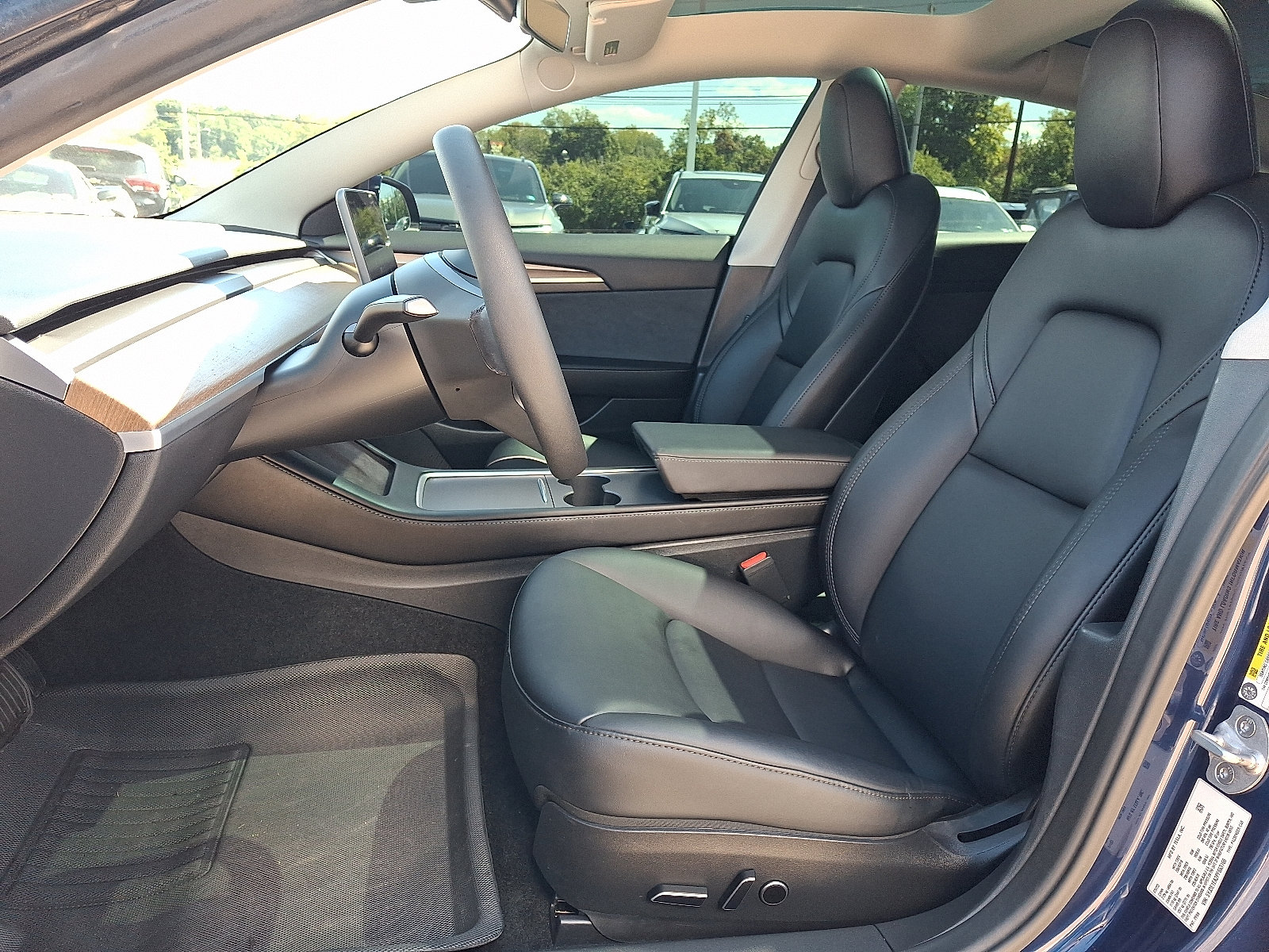 Used 2023 Tesla Model 3 Standard Range RWD image 15
