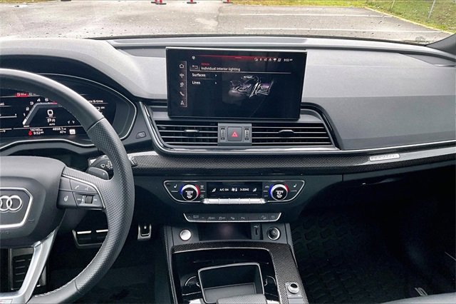 Used 2024 Audi SQ5 Prestige image 9
