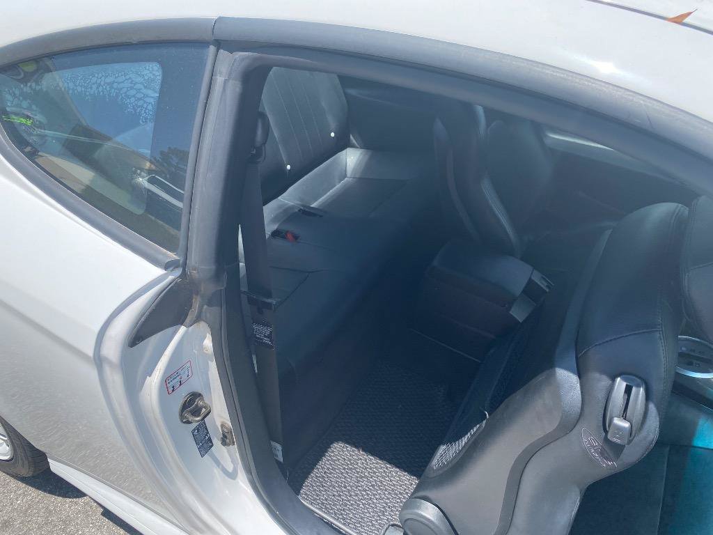Used 2004 Hyundai Tiburon GT FWD image 19