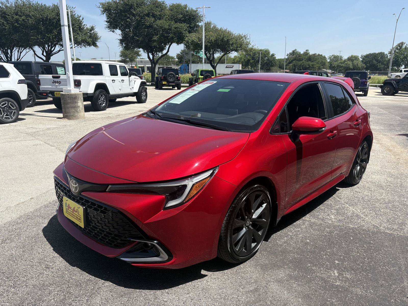 Used 2025 Toyota Corolla XSE FWD image 7