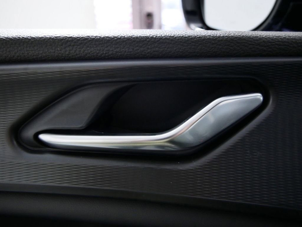 Certified 2024 Jeep Grand Cherokee Altitude image 36