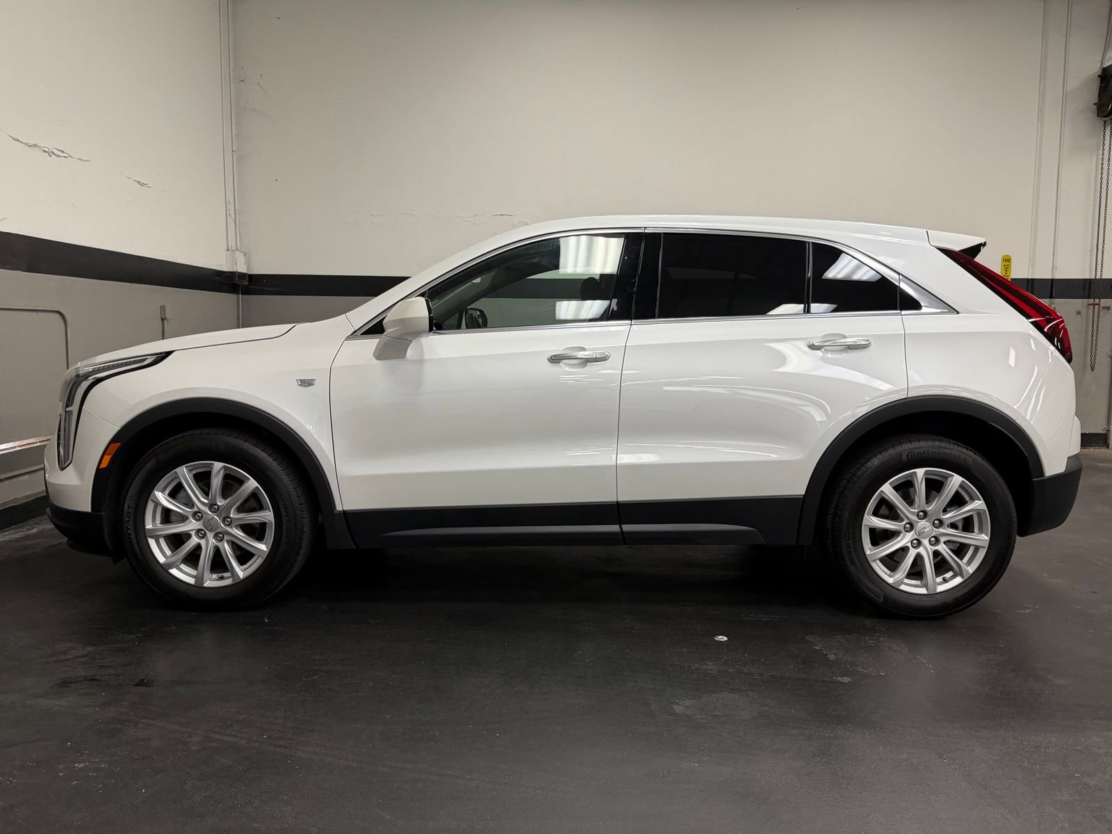 Used 2023 Cadillac XT4 Luxury image 9