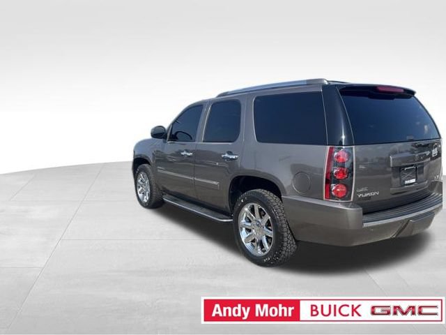 Used 2011 GMC Yukon Denali AWD/4WD image 8