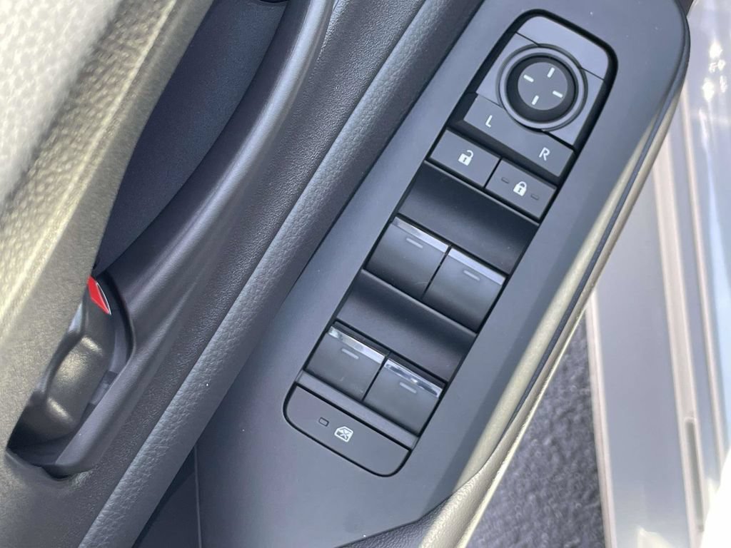 New 2026 Toyota Prius Plug-In Hybrid FWD image 26