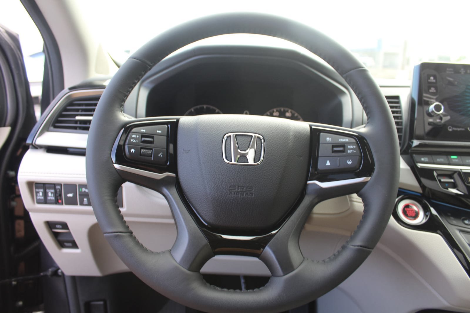 New 2027 Honda Odyssey Touring image 7