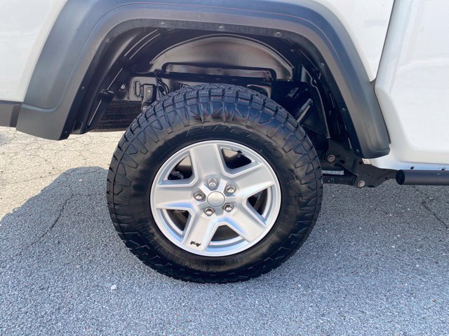 Used 2020 Jeep Gladiator Sport w/ Quick Order Package 24S AWD/4WD image 20