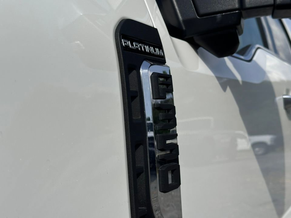 New 2025 Ford F350 Platinum w/ Platinum Plus Package image 17