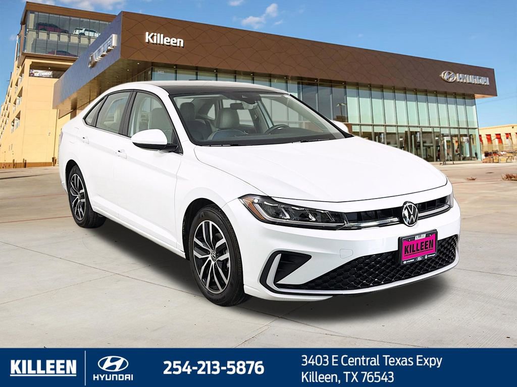 Used 2025 Volkswagen Jetta SE image 1