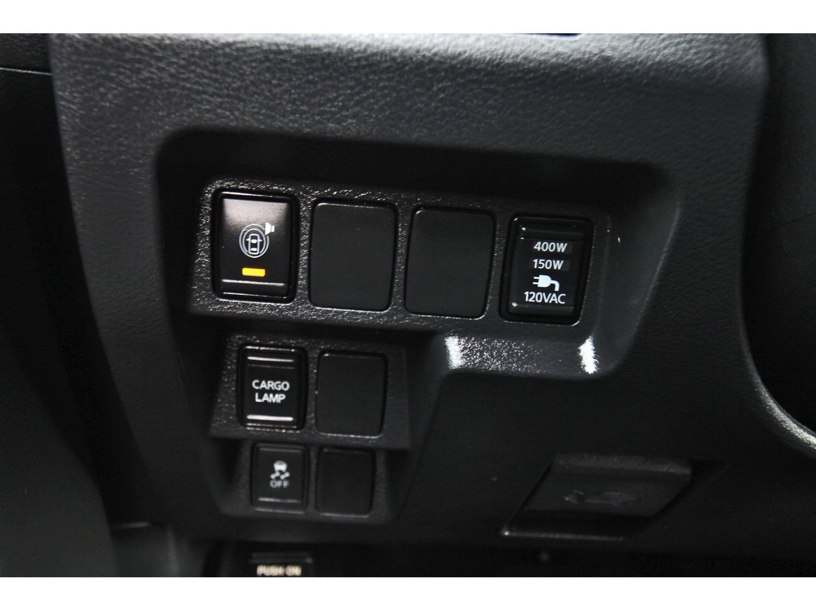 Used 2022 Nissan Frontier SV image 24