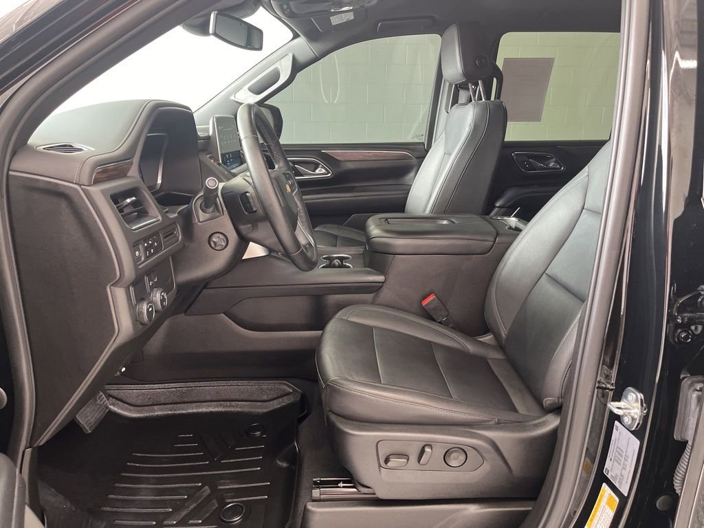 Used 2023 Chevrolet Tahoe LT w/ Luxury Package image 13