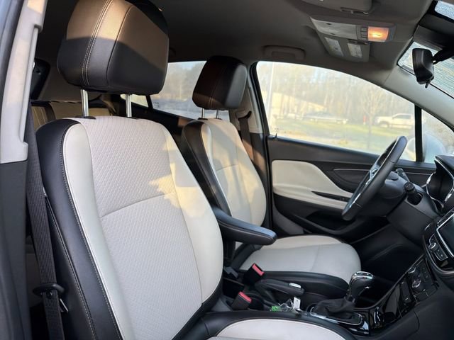 Used 2018 Buick Encore Preferred image 18