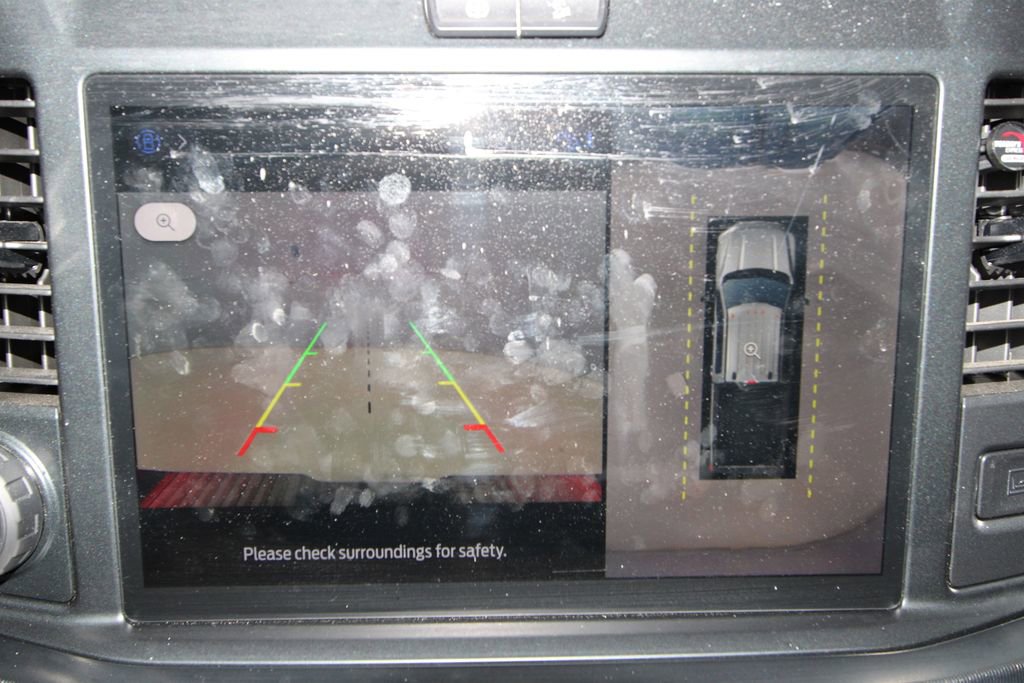 Used 2025 Ford F350 Platinum image 16