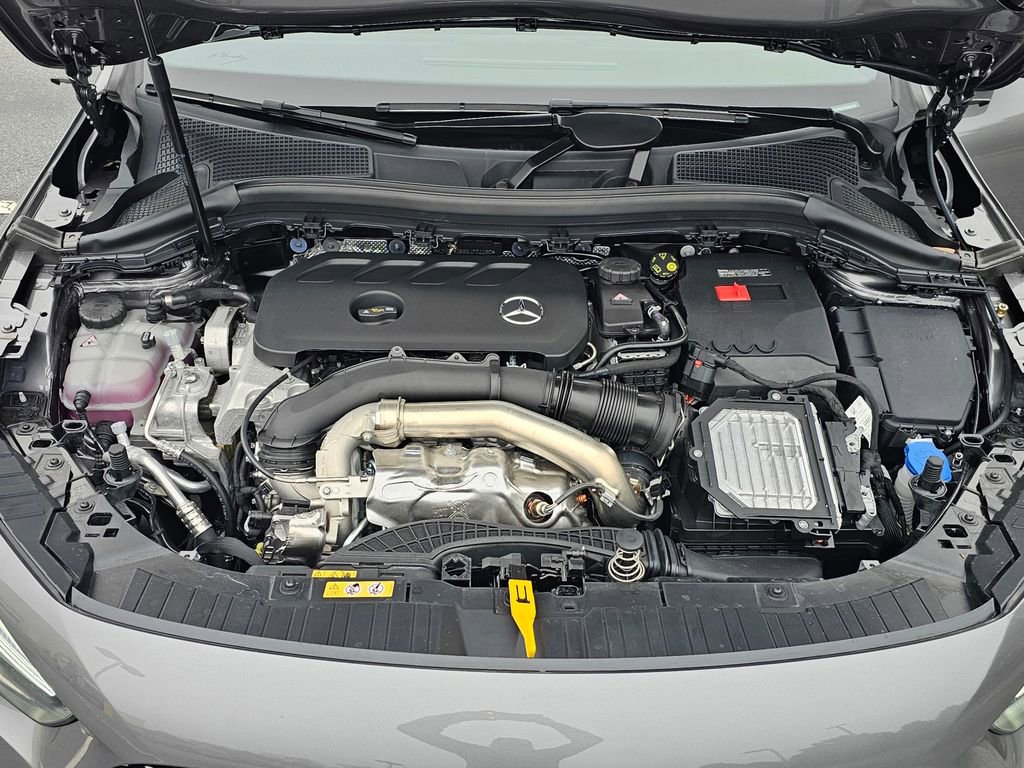 Used 2025 Mercedes-Benz GLA 250 image 25