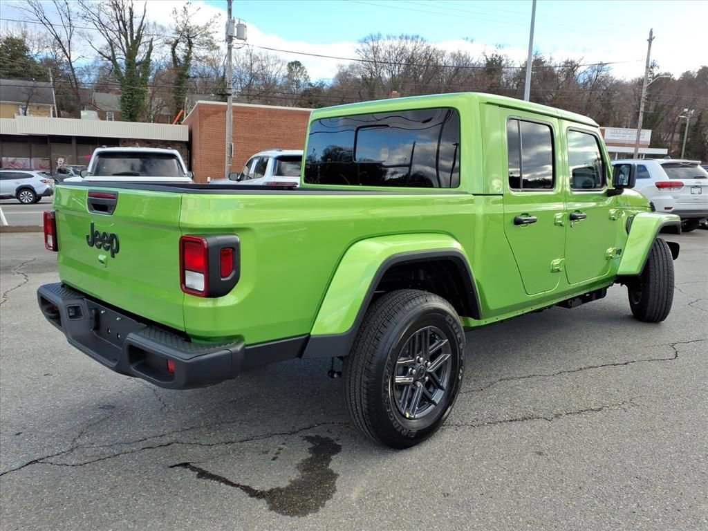 New 2026 Jeep Gladiator Sport image 4