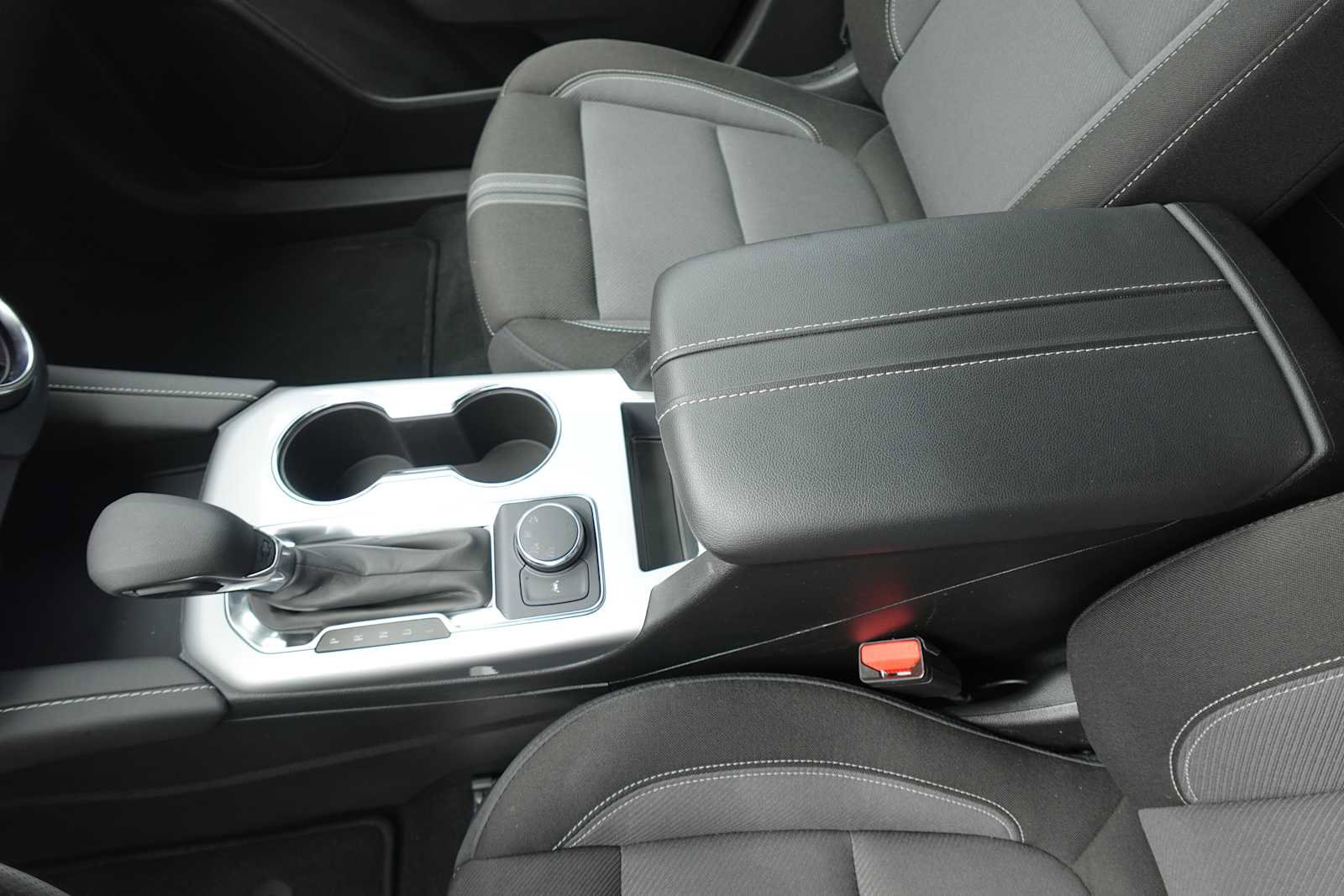 Used 2025 Chevrolet Blazer LT image 13