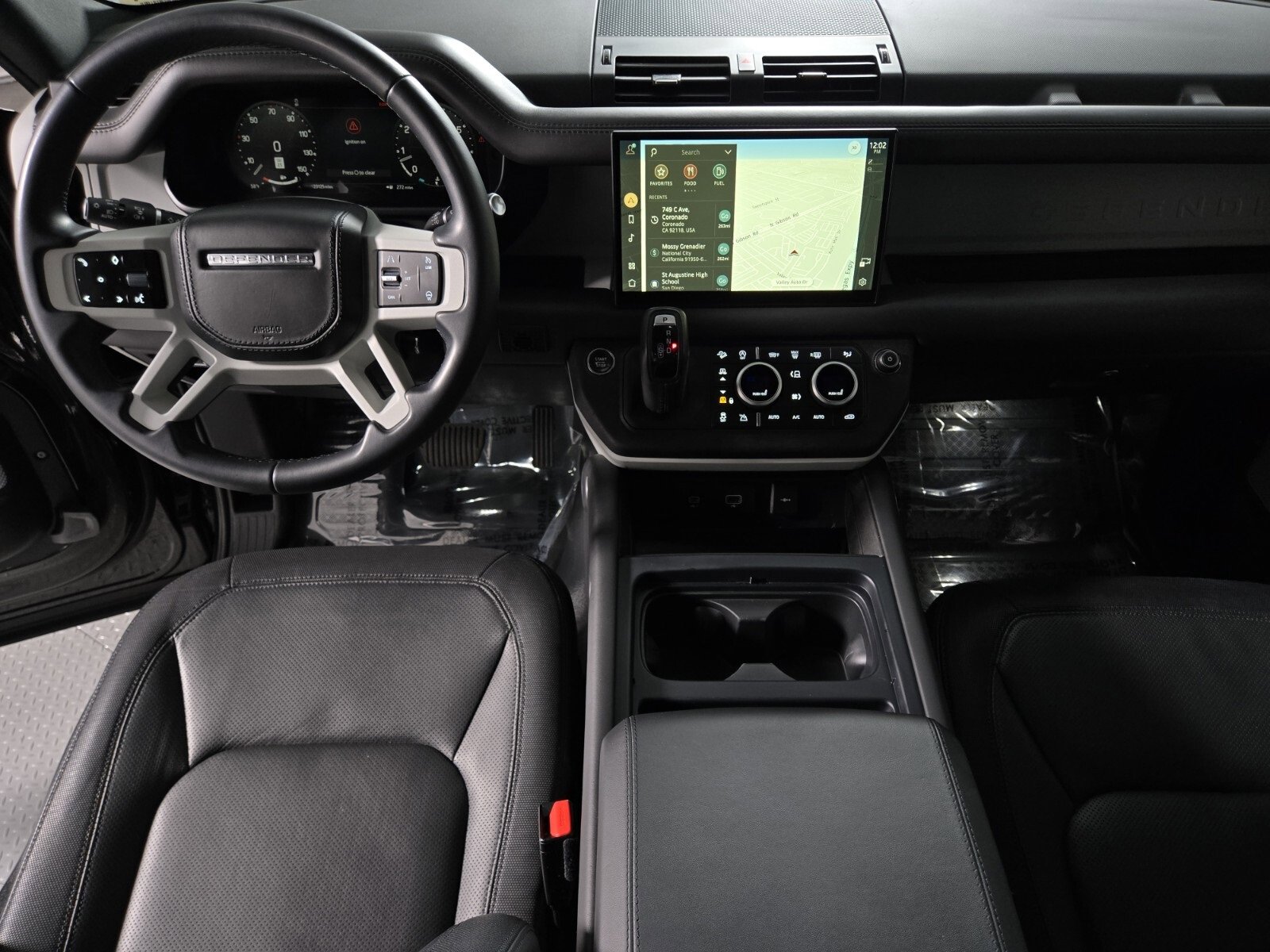 Used 2023 Land Rover Defender 130 X-Dynamic SE image 13