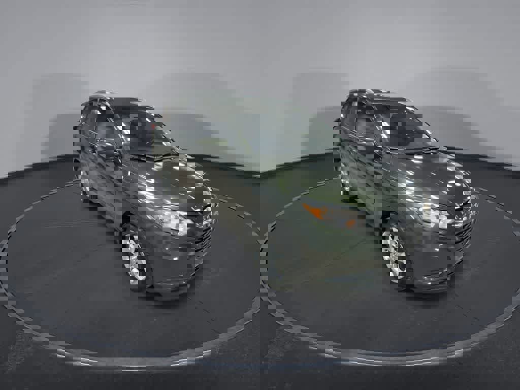 Used 2017 Honda HR-V EX-L image 2