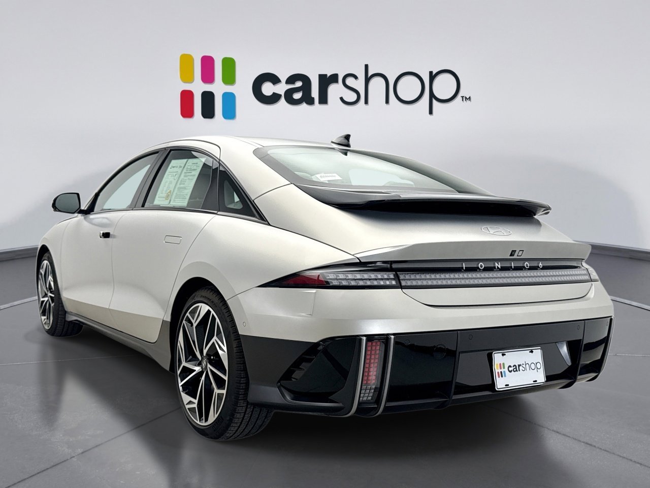 Used 2025 Hyundai Ioniq 6 Limited image 3