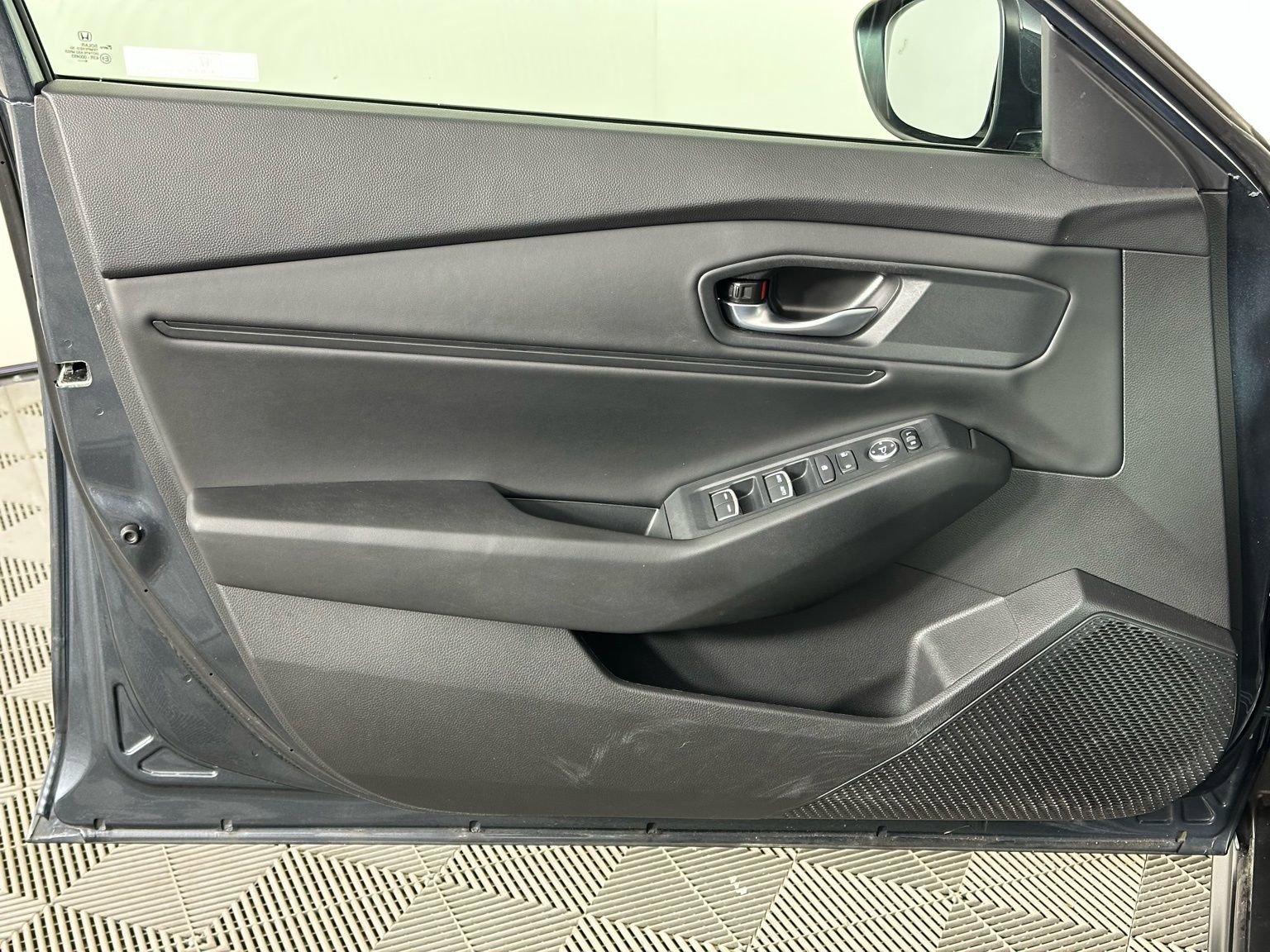 Used 2024 Honda Accord EX image 30