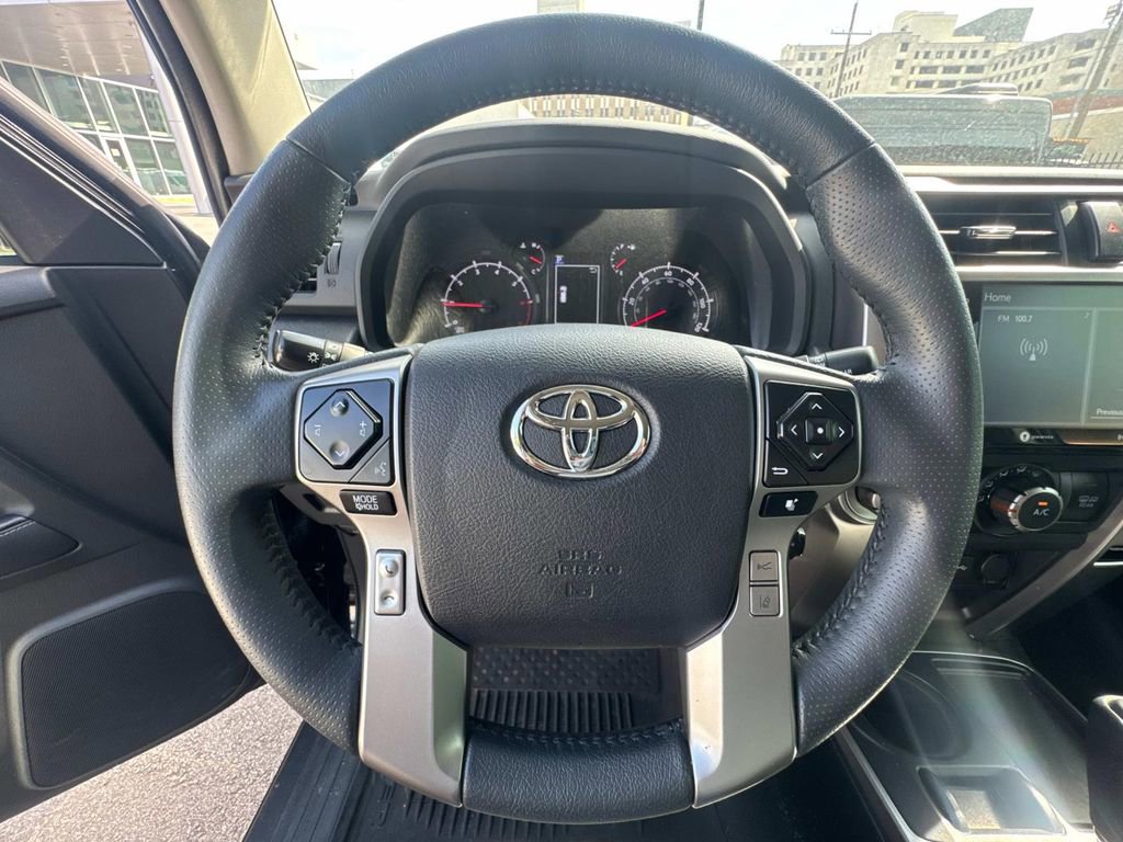 Used 2021 Toyota 4Runner SR5 image 21