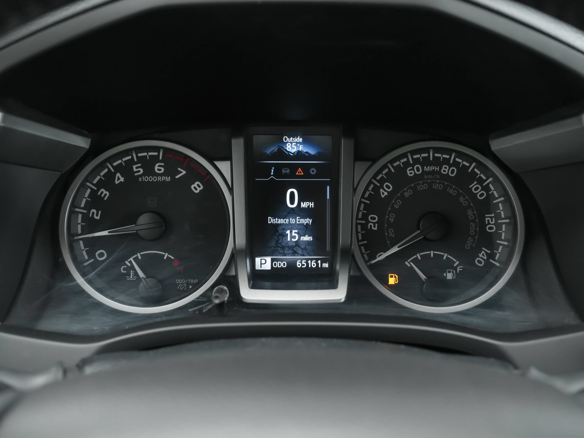 Used 2023 Toyota Tacoma SR5 AWD/4WD image 9