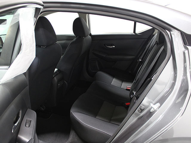 Used 2020 Nissan Sentra SV w/ Lighting Package FWD image 14