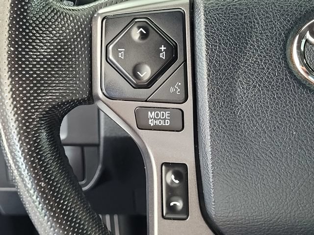 Used 2016 Toyota Tacoma TRD Sport RWD image 24