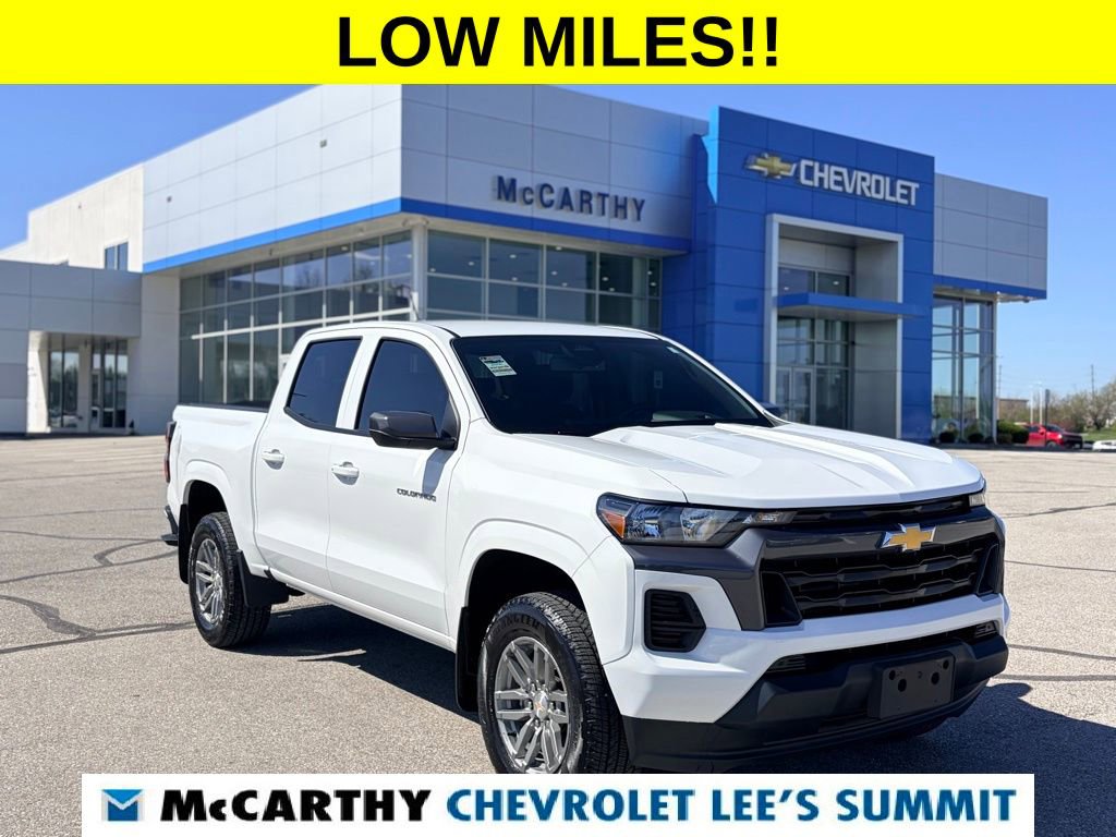 Used 2025 Chevrolet Colorado LT image 1